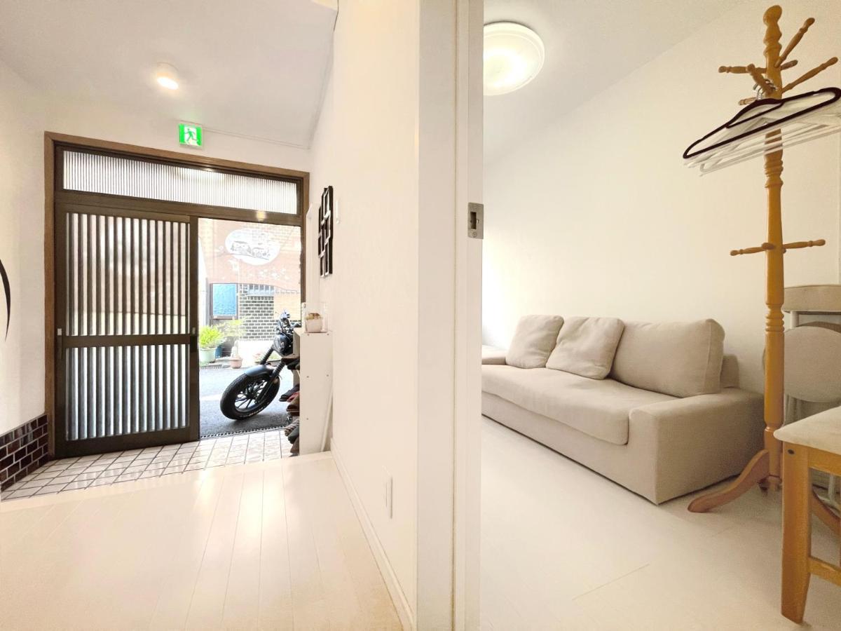 Guesthouse中道 Osaka Exterior foto